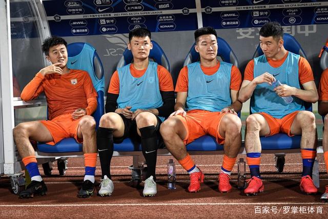 湖人官宣又签一名后卫 上赛季战湖人狂砍23+17
